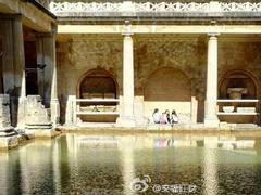 在英国BATH巴斯 再现古罗马的奢华浴场