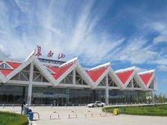 长白山机场为雪季旅客搭建便利服务通道