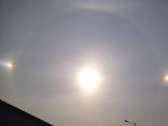 黑龙江漠河上空出现三个太阳